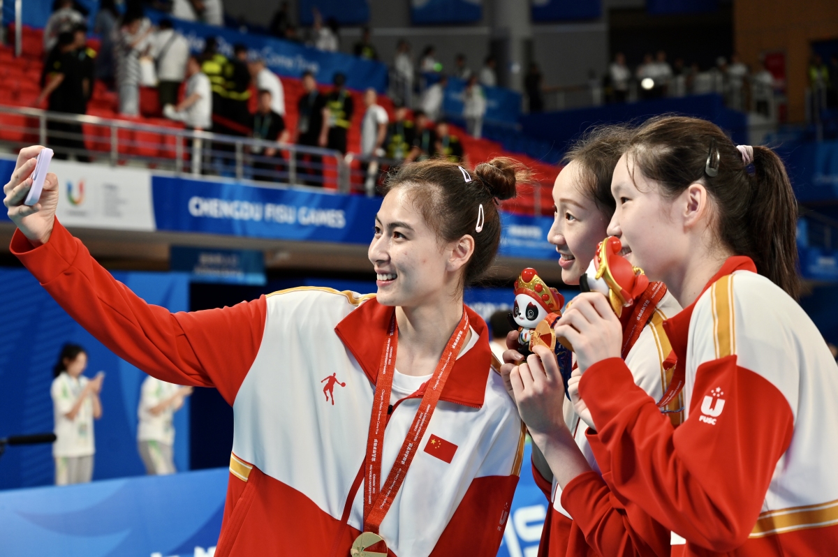 开云体育平台-里昂训练开放日，冲刺阶段造点机会引欢呼，亚冠在即，细节决定成败的简单介绍