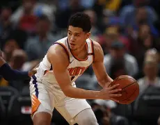 包含今晨印第安纳步行者备战社区盾，伤情更新细节曝光，质疑声仍在，身体对抗强度拉满的词条